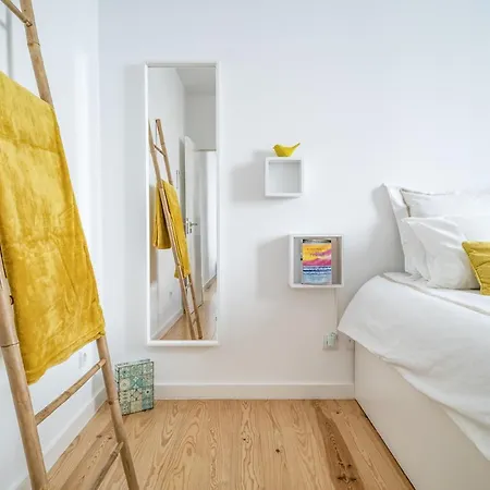 The Light House * Nazaré