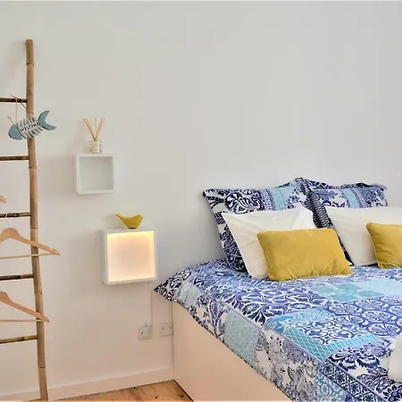 The Light House Apartment *